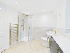 Photo 6- click for photo gallery